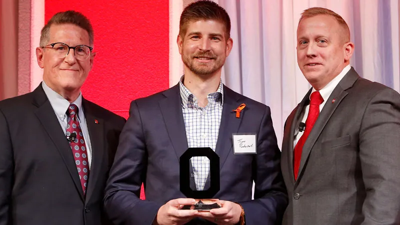 Tim Raderstorf receives award